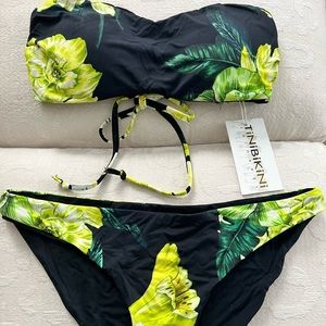NWT REVERSIBLE TINIBIKINI SIZE M